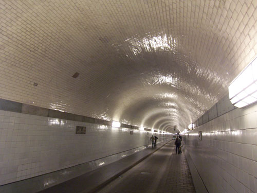 elbtunnel2.jpg