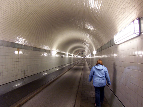 elbtunnel3.jpg