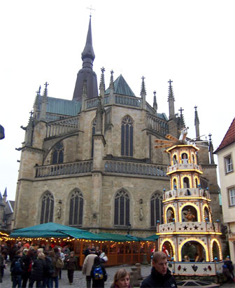 weihnachtsmarktosnabrueck2.jpg